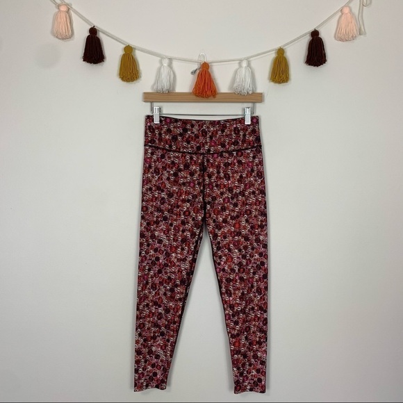 Victoria’s Secret Sport High Rise Jewel Print 7/8 Leggings Size Medium - Picture 2 of 11